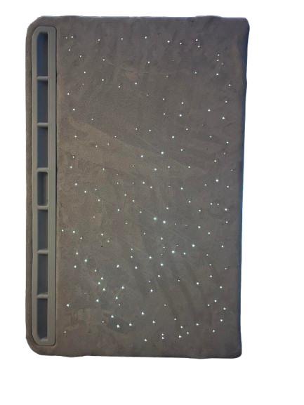 Routed fiber bundle with visible slack